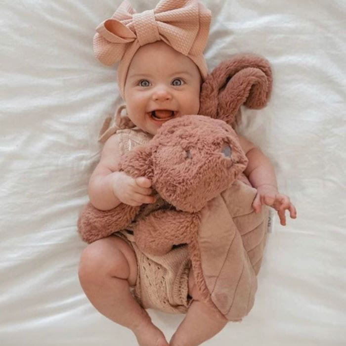Doudou peluche lapin rose